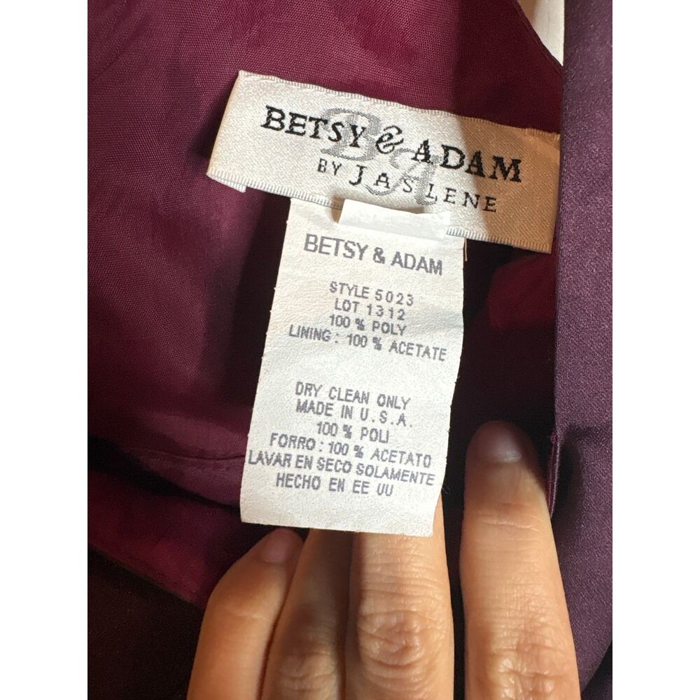 Y2K Betsy & Adam burgundy lace up back formal prom dress - Picture 6 of 6